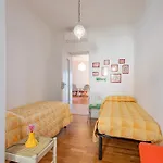 Daire Tennis Flat With Sea View By Wonderful Italy Sanremo